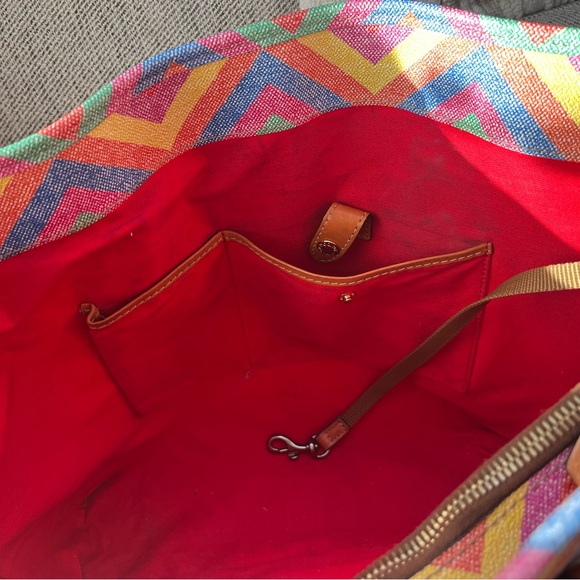 Dooney and Bourke tote bag - Picture 4 of 11
